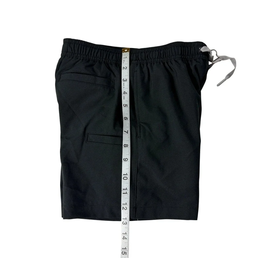 Huk Pursuit Volley Youth Medium Black Fishing Swim Shorts Boardshorts NWT